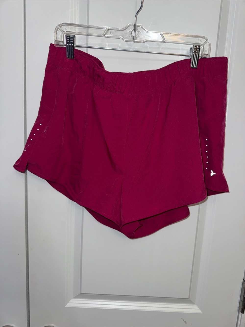 Old Navy Women's Magenta Athletic Shorts